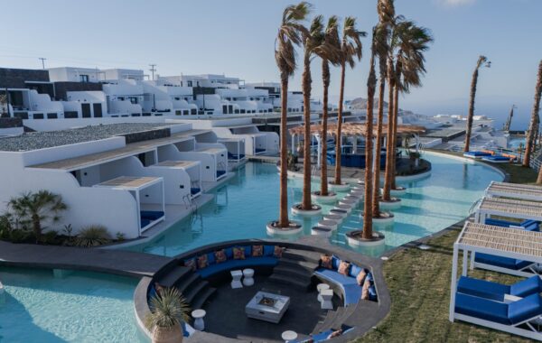 Cresanto Luxury Suites
